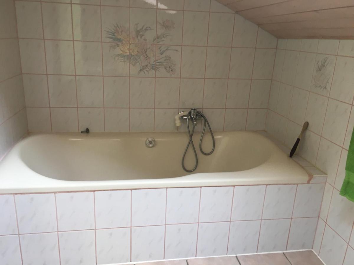 Chambres D'Hotes Les Genevez 外观 照片