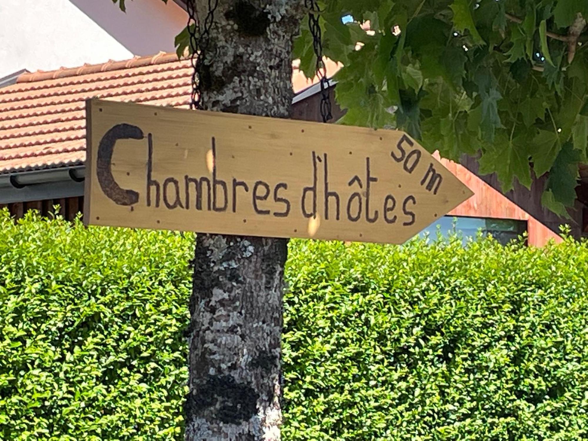 Chambres D'Hotes Les Genevez 外观 照片
